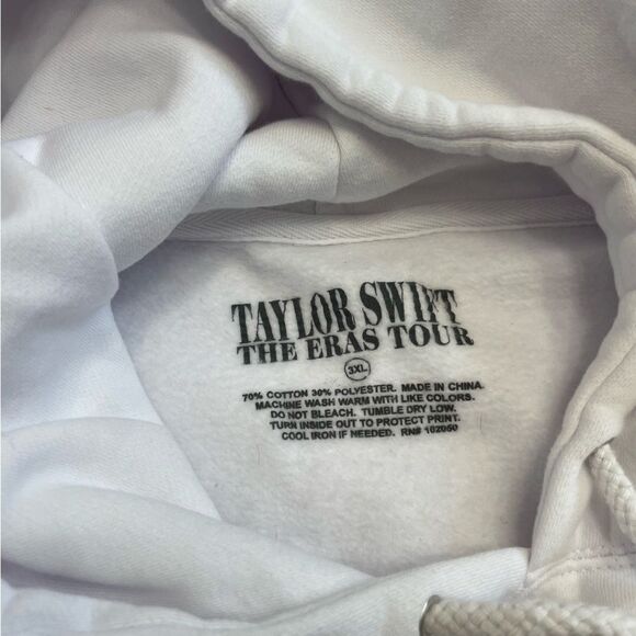Taylor Swift Eras Tour 2023 Official Merch Black & White Sweatshirt Size 3XL - Picture 7 of 9
